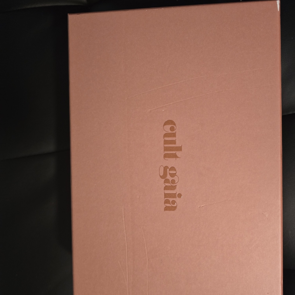 Cult Gaia Dusty Rose Box
